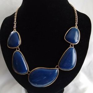 Lightweight pebble stone necklace